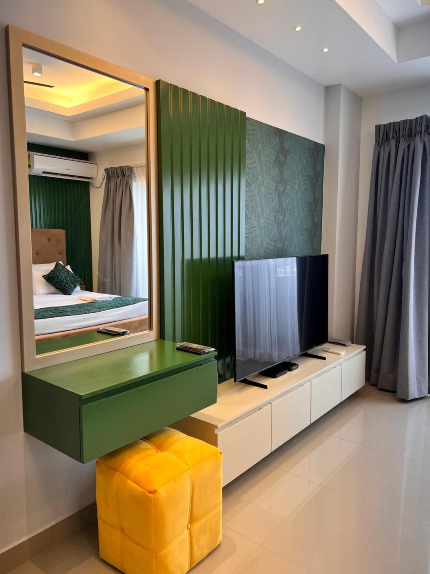 Ocean Breeze Negombo- Tidesend Luxury Beach Apartments Kültér fotó